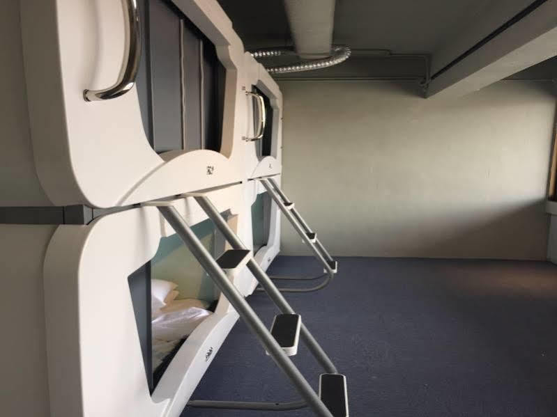 Time Capsule Hotel George Town Esterno foto