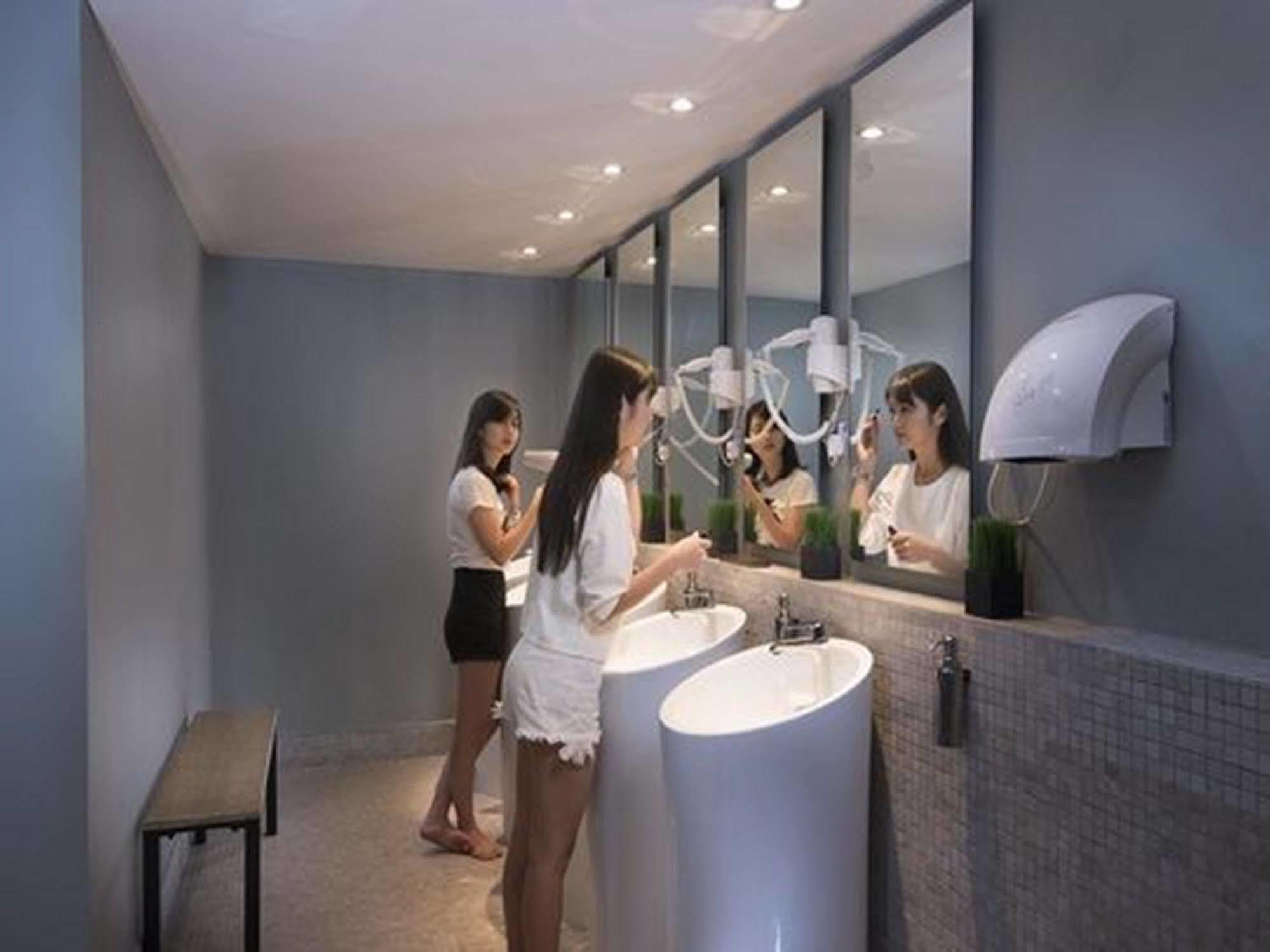 Time Capsule Hotel George Town Esterno foto