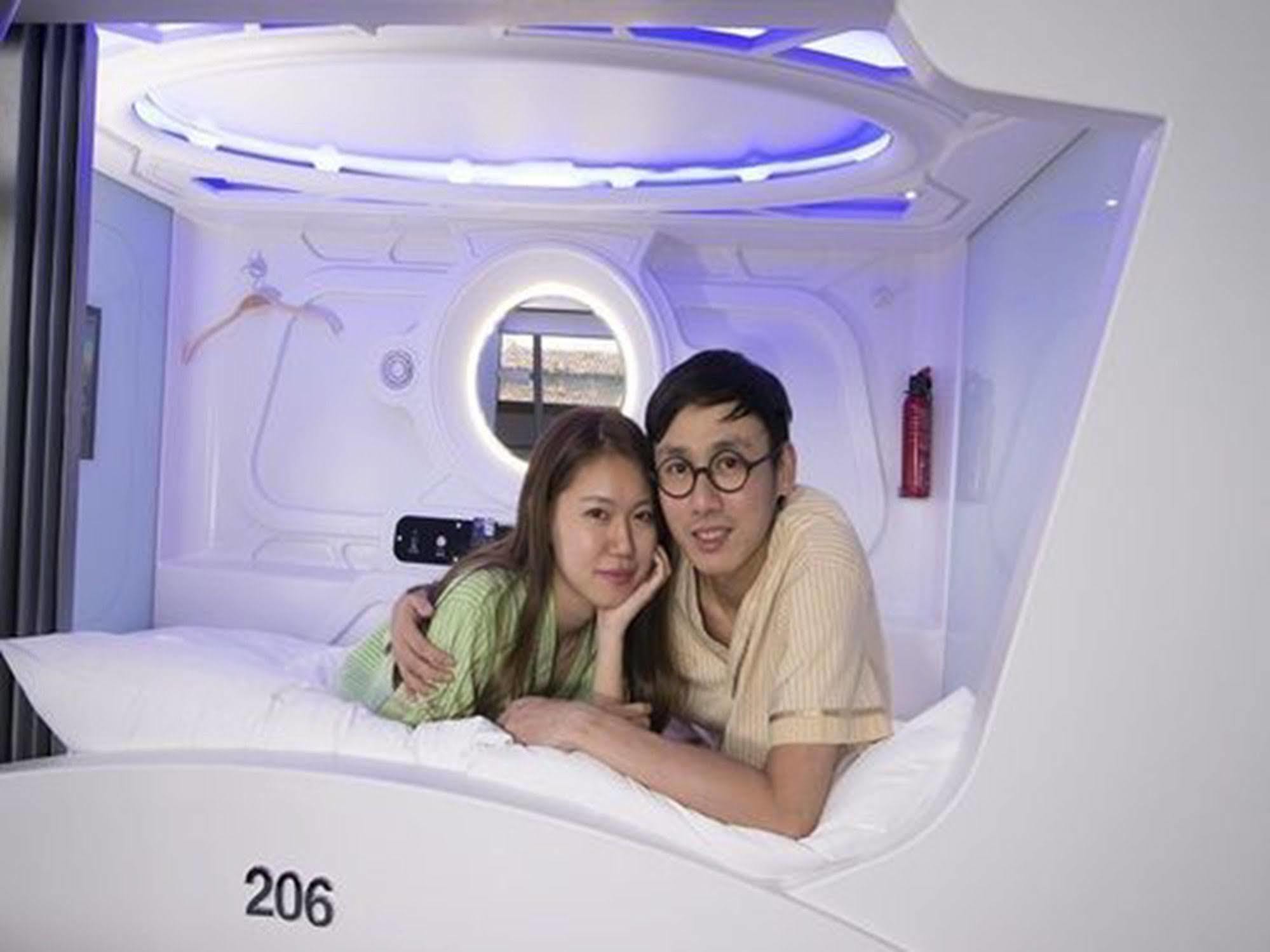 Time Capsule Hotel George Town Esterno foto