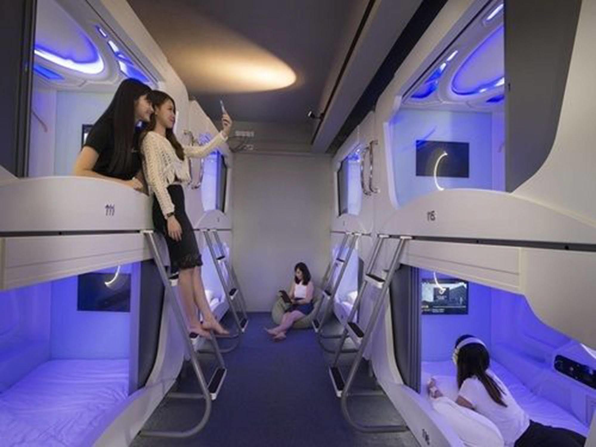 Time Capsule Hotel George Town Esterno foto