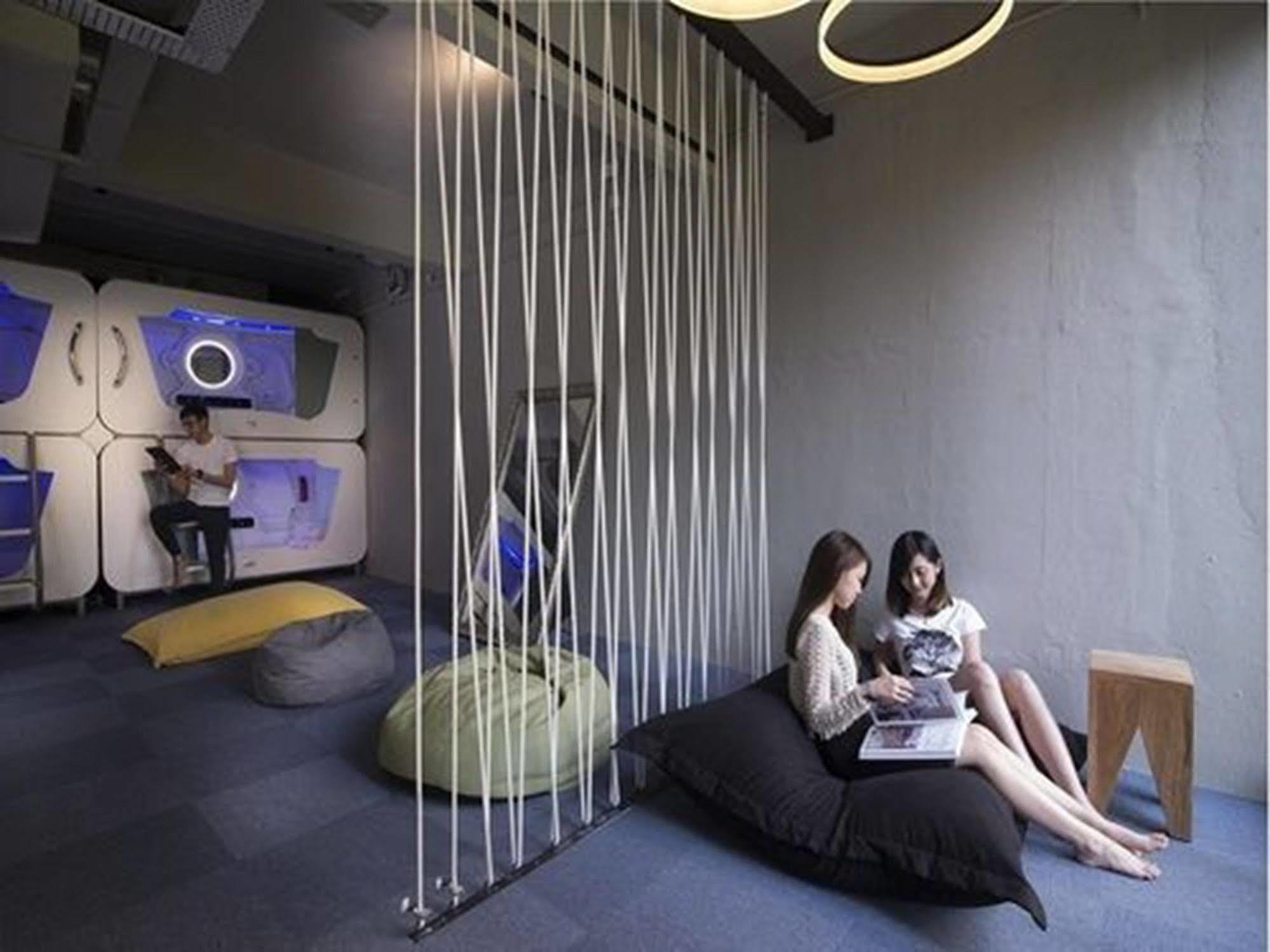 Time Capsule Hotel George Town Esterno foto